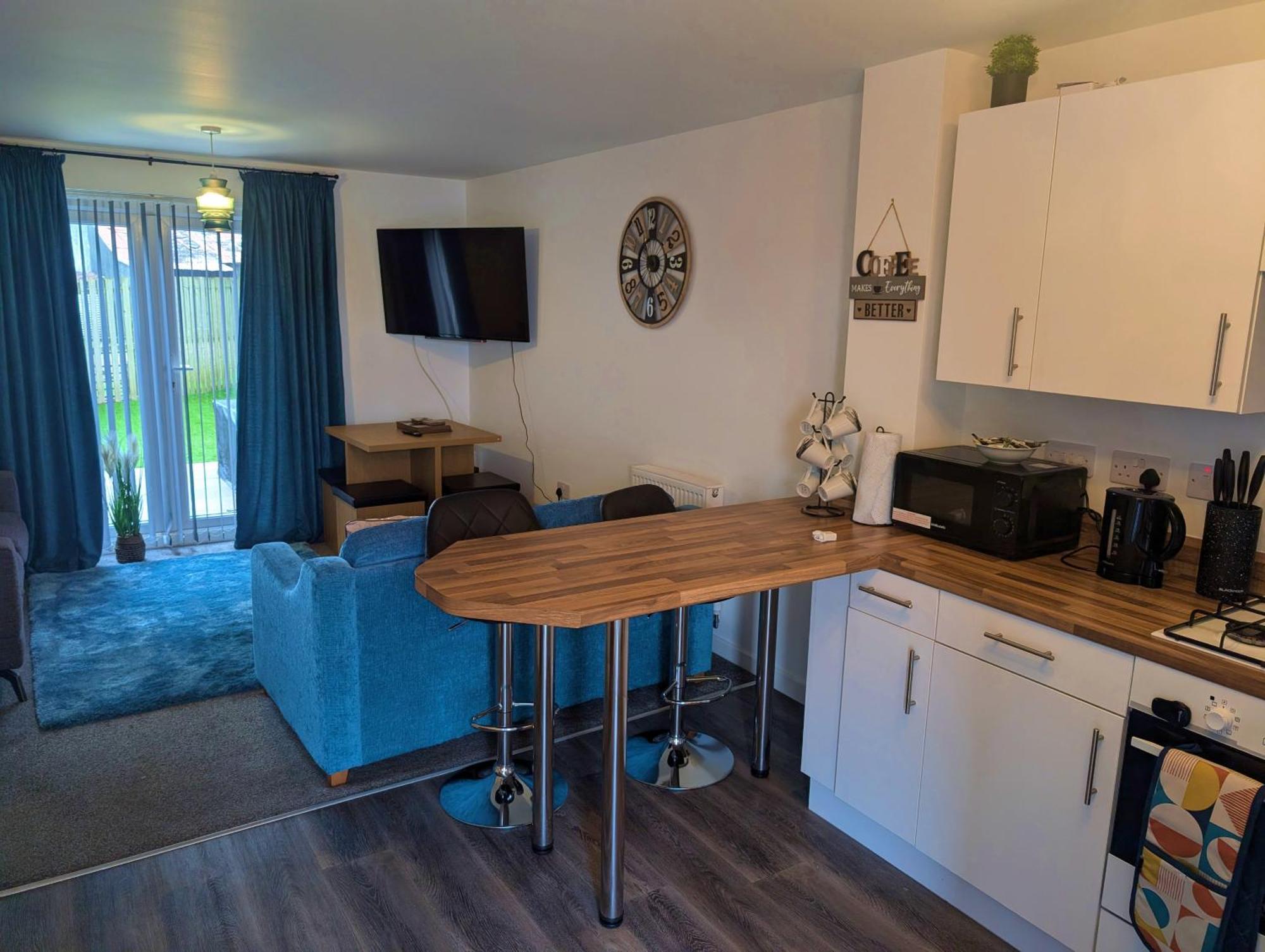 Holiday home A Getaway - 3 Bedroom With Hot Tub Swansea