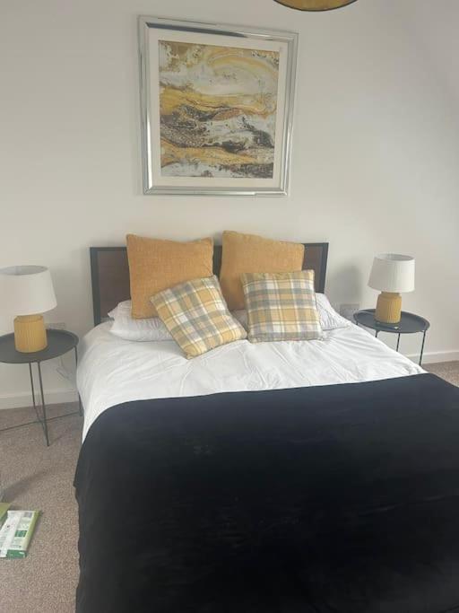 Holiday home A Getaway - 3 Bedroom With Hot Tub Swansea